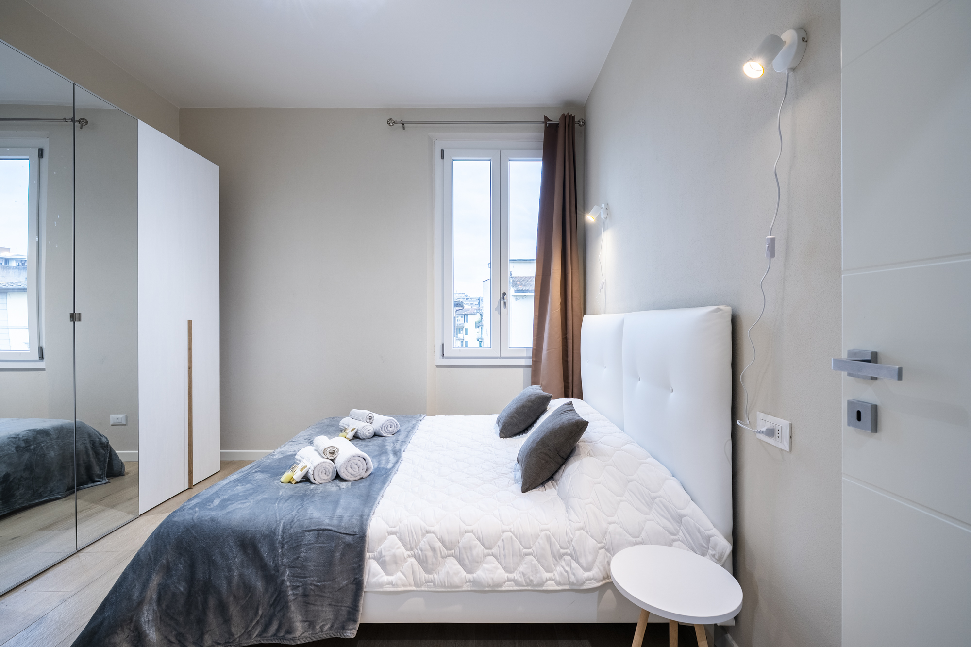 Camera elegante, property management Lapo Cappelli, Firenze